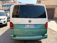Usata VW Caravelle 150 CV (110 kW) 2021 Bianco Furgone
