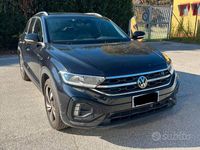 Usata VW T-Roc R-line 115 CV (84 kW) 2023 Nero SUV