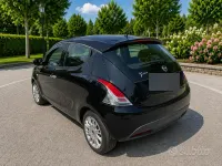 Usata Lancia Ypsilon 95 CV (69 kW) 2012 Nero Utilitaria