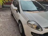 Usata Fiat Grande Punto 77 CV (56 kW) 2012 Bianco Utilitaria