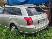 Usata Toyota Avensis 150 CV (110 kW) 2007 Grigio Station wagon