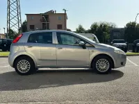Usata Fiat Grande Punto Active 65 CV (47 kW) 2008 Argento Utilitaria