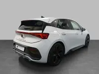 Usata Cupra Born e-Boost 169 kW (231 CV) 2023 Bianco nevada Utilitaria