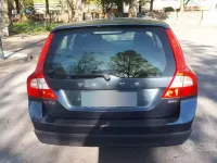 Usata Volvo V70 175 CV (128 kW) 2009 Bluazzurro Station wagon