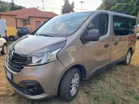 Usata Renault Trafic 140 CV (102 kW) 2016 Bronzo Monovolume