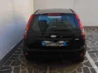 Usata Ford Fiesta Collection 68 CV (50 kW) 2005 Nero Utilitaria