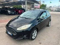 Usata Ford Fiesta Titanium 95 CV (69 kW) 2016 Nero Utilitaria