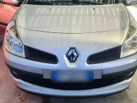 Usata Renault Clio III LE 86 CV (63 kW) 2008 Argento Berlina