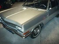 Usata Opel Diplomat 230 CV (169 kW) 1965 Argento Berlina