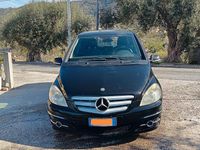 Usata Mercedes B200 140 CV (102 kW) 2009 Nero Monovolume