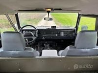 Usata Land Rover Defender 122 CV (89 kW) 2000 Verde SUV