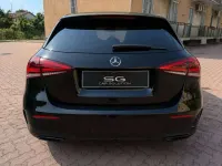Usata Mercedes A180 Premium 116 CV (85 kW) 2019 Nero Berlina