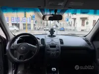 Usata Kia Soul 126 CV (92 kW) 2012 Nero SUV