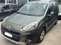 Usata Peugeot Partner 92 CV (67 kW) 2011 Verde Monovolume