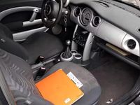 Usata Mini ONE 2003 Verde Utilitaria