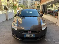 Usata Fiat Bravo 90 CV (66 kW) 2010 Marrone Utilitaria
