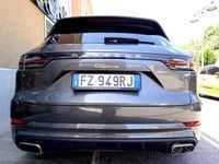 Usata Porsche Cayenne 462 CV (339 kW) 2019 Antracite pastello SUV