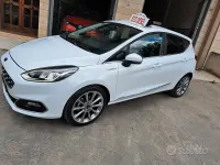 Usata Ford Fiesta Vignale 86 CV (63 kW) 2018 Bianco Utilitaria