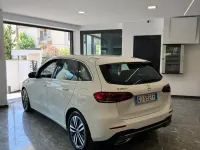 Usata Mercedes B180 116 CV (85 kW) 2022 Bianco Utilitaria
