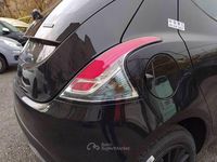 Usata Lancia Ypsilon Silver 70 CV (51 kW) 2023 Nero Utilitaria