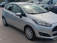 Usata Ford Fiesta Business Edition 75 CV (55 kW) 2017 Argento Utilitaria