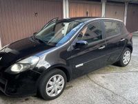 Usata Renault Clio III Dynamique 75 CV (55 kW) 2009 Nero Berlina