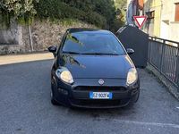 Usata Fiat Punto 77 CV (56 kW) 2015 Grigio Berlina