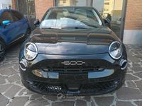 Nuova Fiat 600 Style 136 CV (100 kW) 2026 Nero SUV