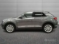 Usata VW T-Roc Style 150 CV (110 kW) 2018 Grigio SUV