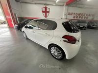 Usata Peugeot 208 Allure 82 CV (60 kW) 2017 Bianco Utilitaria