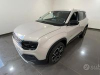 Usata Jeep Avenger Summit 100 CV (73 kW) 2024 Beige SUV