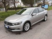 Usata VW Passat Executive 150 CV (110 kW) 2015 Berlina