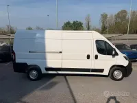 Begagnad Fiat Ducato S 140 HK (102 kW) 2023 Vit Van
