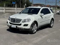 Usata Mercedes ML350 Premium 211 CV (155 kW) 2010 Bianco SUV