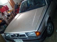 Usata Alfa Romeo 75 110 CV (80 kW) 1990 Bianco Berlina