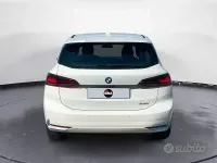 Usata BMW 218 Active Tourer Performance 136 CV (100 kW) 2022 Bianco Monovolume