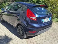 Usata Ford Fiesta 82 CV (60 kW) 2011 Blu/azzurro Berlina