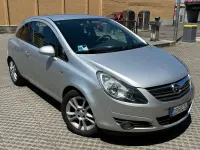 Usata Opel Corsa Sport 90 CV (66 kW) 2008 Argento Utilitaria