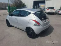 Usata Lancia Ypsilon 69 CV (50 kW) 2014 Grigio Utilitaria