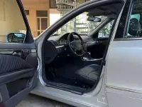Usata Mercedes E320 Avantgarde 204 CV (150 kW) 2003 Grigio Berlina