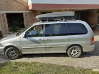 Usata Kia Carnival 185 CV (136 kW) 2006 Grigio Monovolume