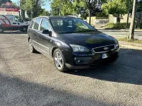 Usata Ford Focus 90 CV (66 kW) 2007 Nero Station wagon