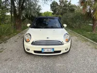 Usata Mini Cooper Cabriolet 120 CV (88 kW) 2010 Cabrio