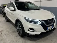 Usata Nissan Qashqai Tekna 116 CV (85 kW) 2018 Bianco SUV