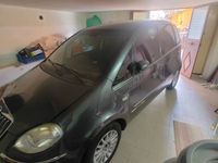 Usata Lancia Musa 90 CV (66 kW) 2008 Grigio Monovolume