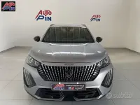 Usata Peugeot 2008 Allure 102 CV (75 kW) 2025 Grigio SUV