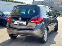 Usata Opel Meriva Cosmo 100 CV (73 kW) 2010 Grigio Monovolume