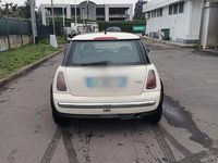 Usata Mini ONE 90 CV (66 kW) 2004 Utilitaria