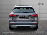 Usata Mercedes GLA180 Business 116 CV (85 kW) 2021 Grigio SUV