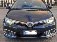 Usata Toyota Auris Lounge 111 CV (81 kW) 2016 Berlina